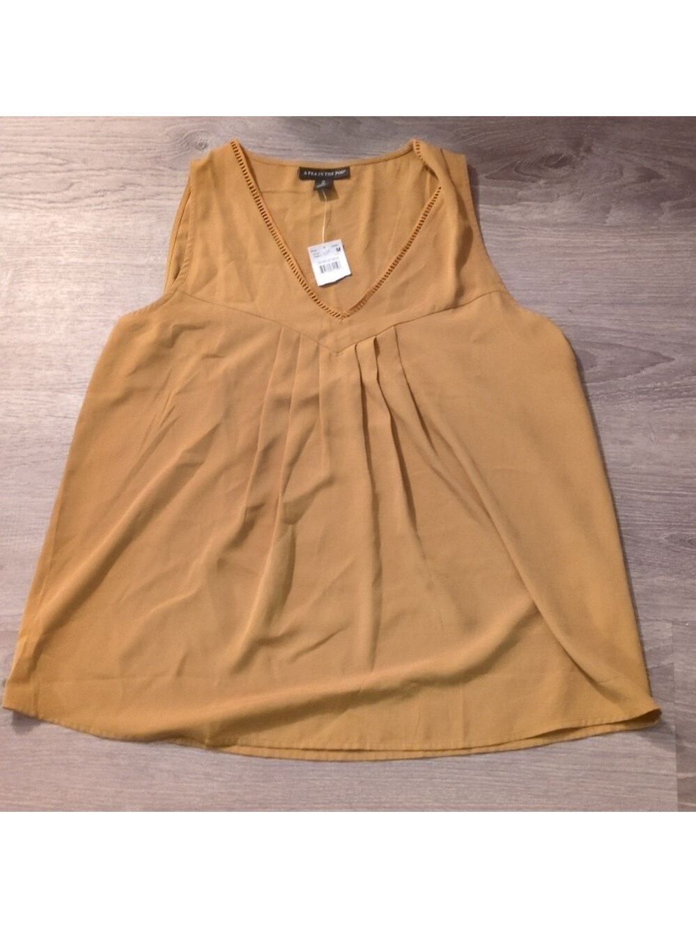 A Pea In The Pod Gold Tank Blouse Size Medium
